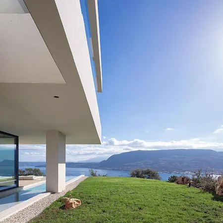 Avery Villa *