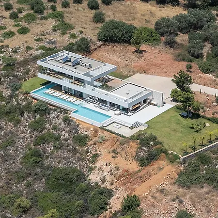 Villa Avery *